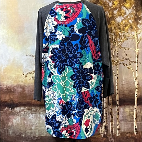 EUC LuLaRoeAwesome and Fun Casual Tunic - Picture 2 of 7